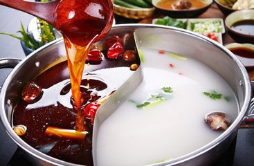 【成都火锅91香蕉国产在线看观看软件】吃完火锅后，衣服上有味怎么办？