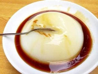 夏季天热，在家自制特色小吃凉糕，方法简单