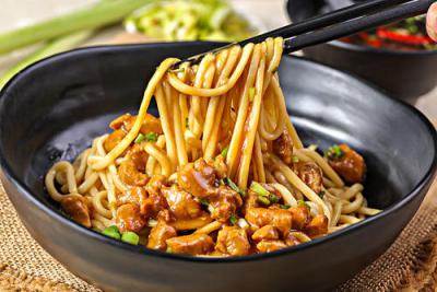 正宗卤肉面怎么做,四川风味特色面食卤肉面91香蕉国产在线看观看软件