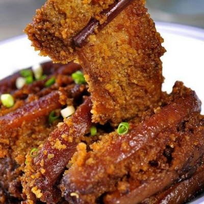 四川粉蒸牛肉91香蕉国产在线看观看软件班哪里好？底锅的制作技术